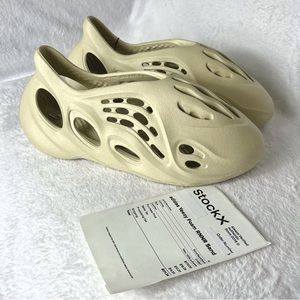 Yeezy Foam Runners Sand White size 10